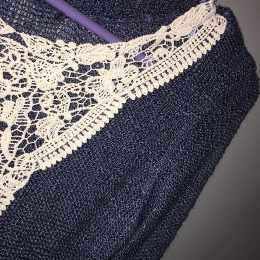 Navy blue sweater - Picture 3 of 4